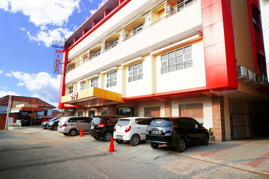 Bangunan Winer Hotel